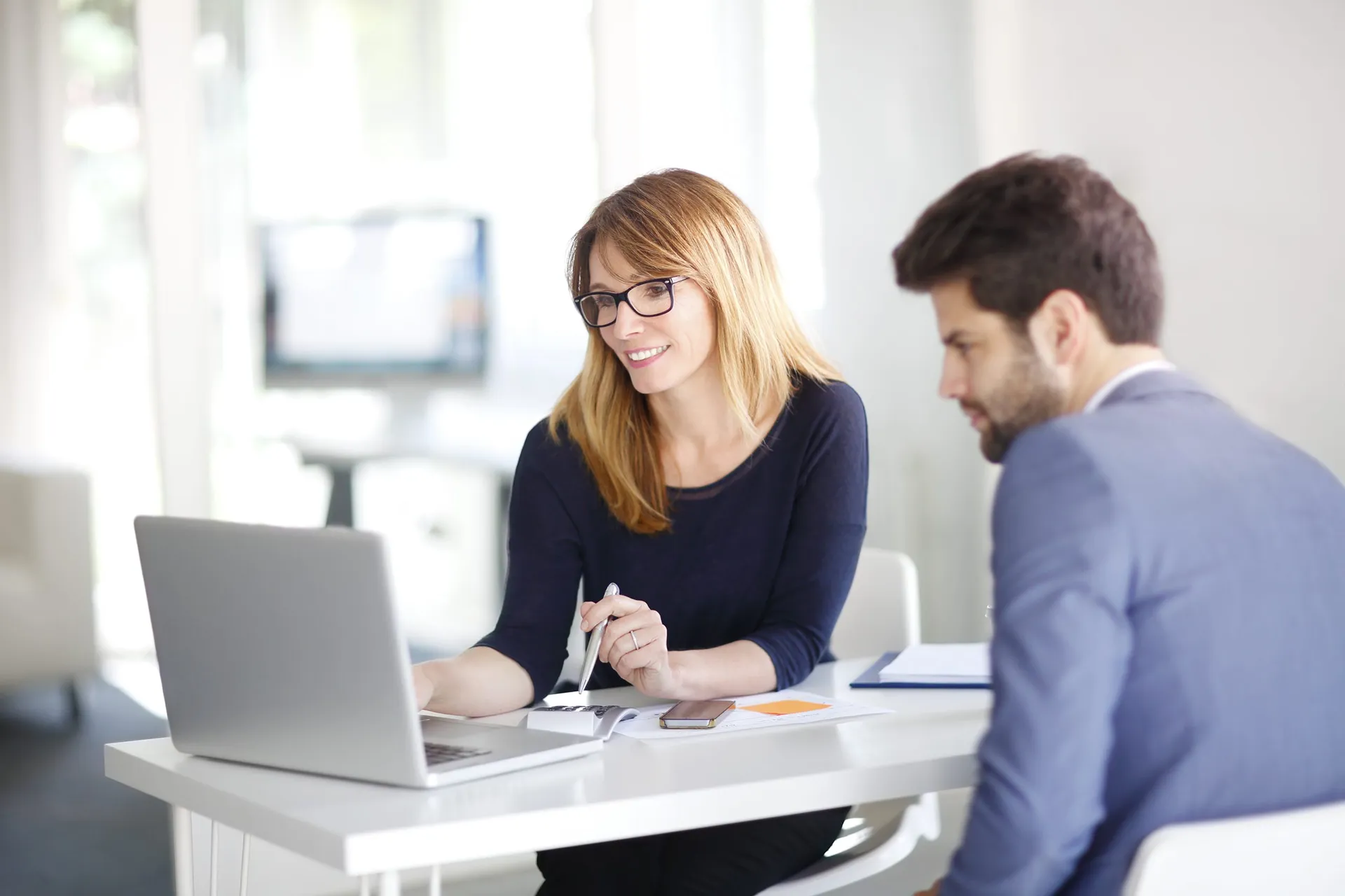 Persönliches Beratungsgespräch im Büro